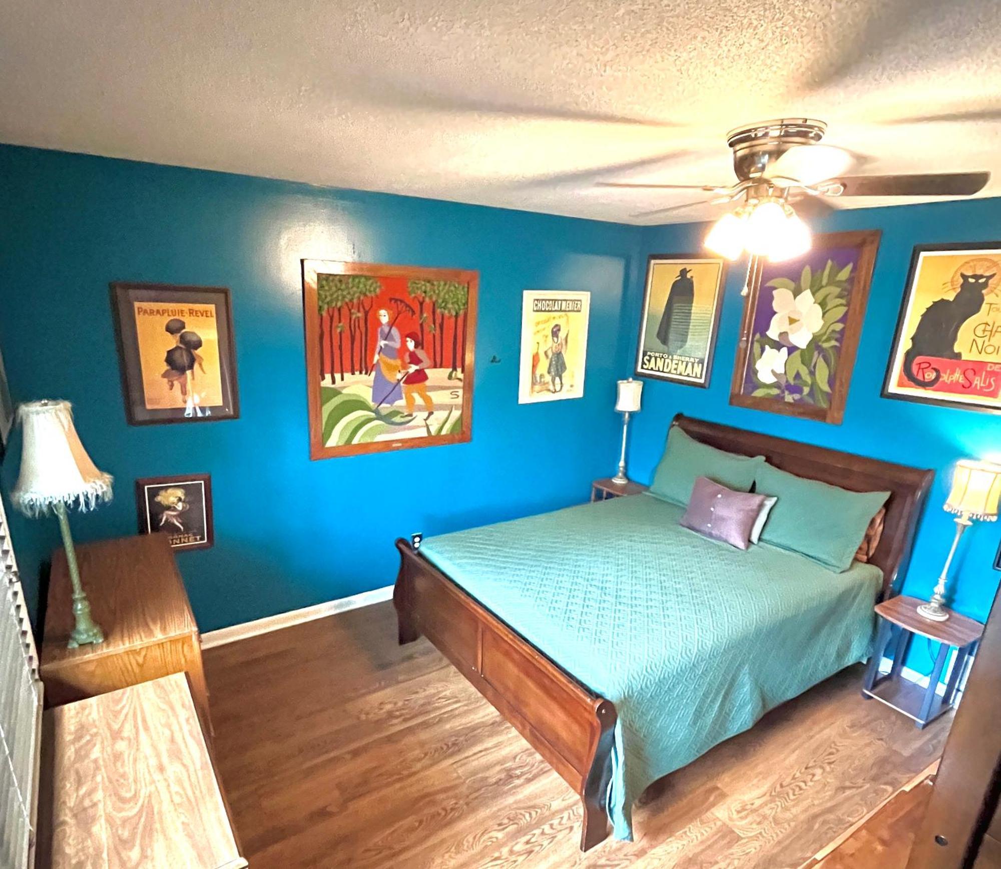 Family Friendly Downtown Home - Private Yard & Grill - Location, Location, Location! 아테네 외부 사진